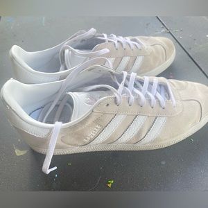 Adidas Gazelle sneakers